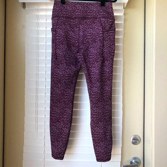 All in Motion High Waisted Leggings - Picture 3 of 4